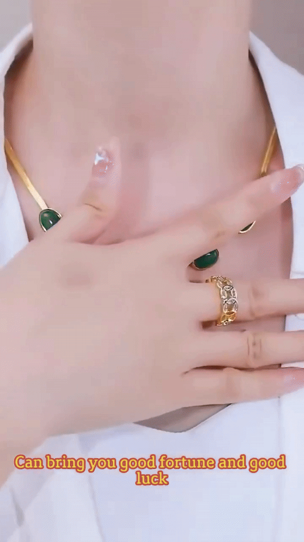 Oval Green Crystal Pendant Necklace Set With Bracelet